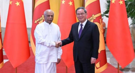PM meets Chinese Premier Li Qiang